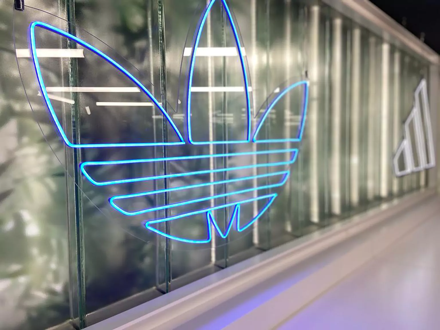 Adidas – AdiClub Member’s Lounge