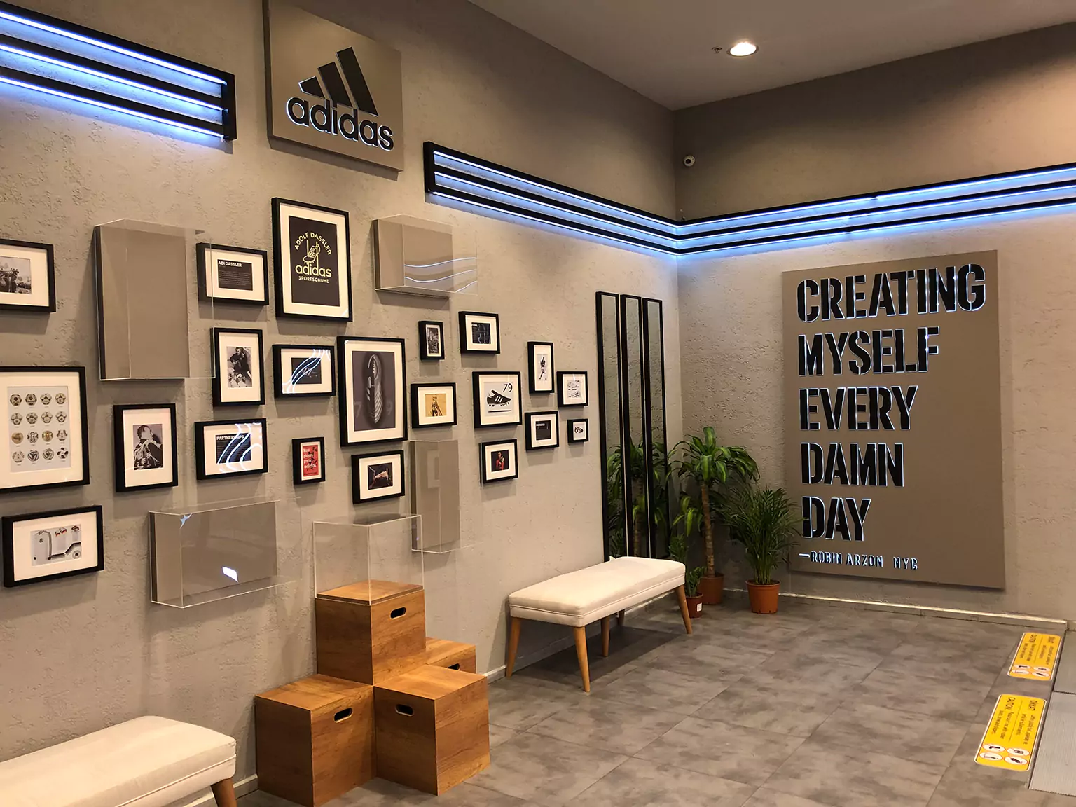 Adidas Venezia Outlet